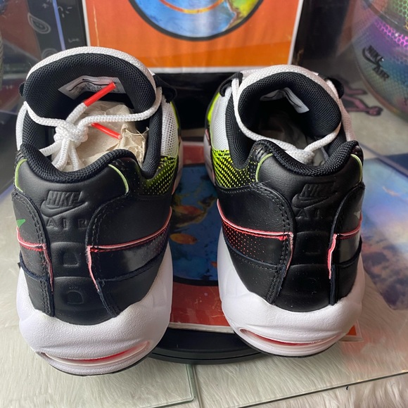 🆕 Nike Air Max 95 SE - Neon Collection - Mens - Picture 4 of 11